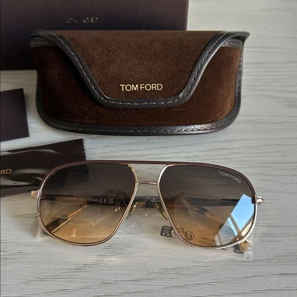 NWT Tom Ford FT1019 Maxwell 28F Rose Gold-Blonde Havana  display picture 1